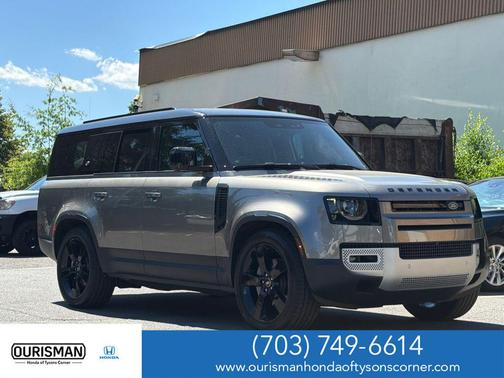 Silicon Silver Premium Metallic 2024 Land Rover Defender 130 P300 S