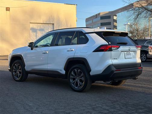 2025 Toyota RAV4 Hybrid XLE Premium
