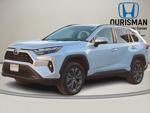 2025 Toyota RAV4 Hybrid XLE Premium