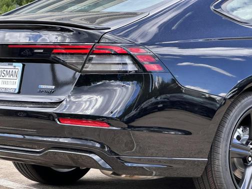 2025 Honda Accord Hybrid Base