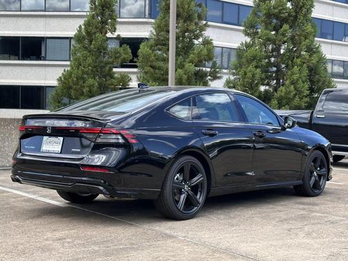 2025 Honda Accord Hybrid Base