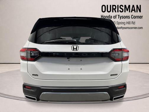 Platinum White 2026 Honda Pilot Touring 8-Passenger