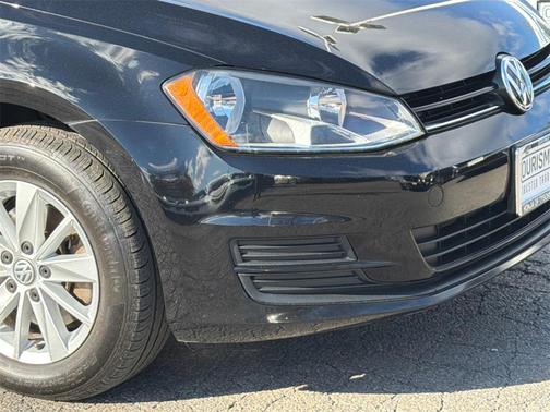 2015 Volkswagen Golf Auto TSI S