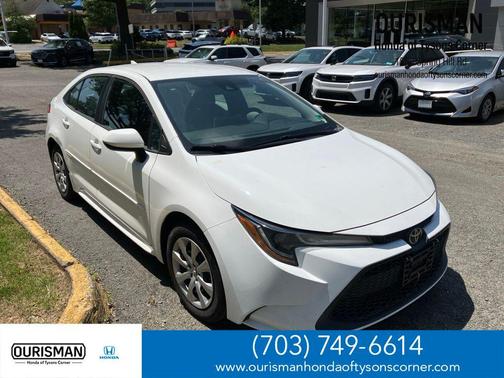 Super White 2020 Toyota Corolla LE