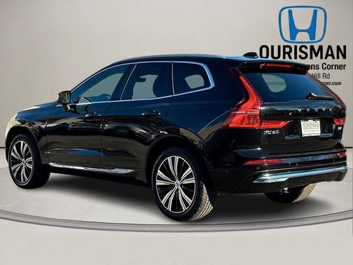 2022 Volvo XC60 B5 Inscription