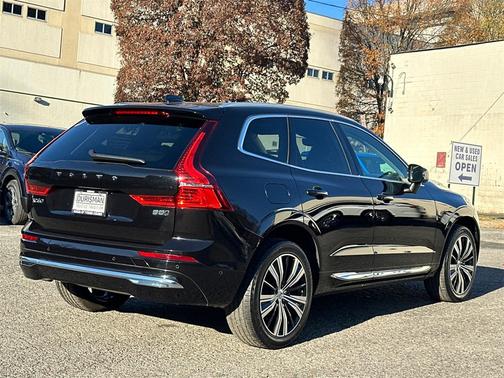 2022 Volvo XC60 B5 Inscription