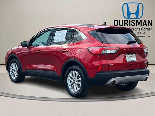 Rapid Red Metallic Tinted Clearcoat 2020 Ford Escape SE