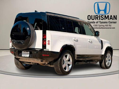 2024 Land Rover Defender 110 P400 X-Dynamic SE