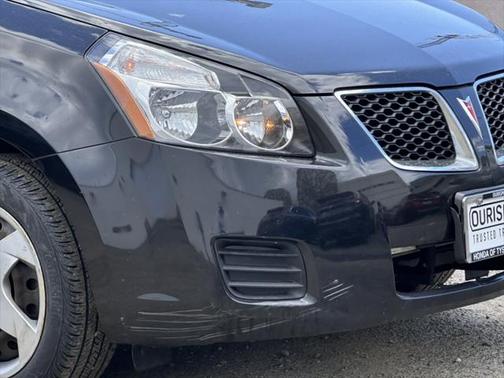 2009 Pontiac Vibe Base