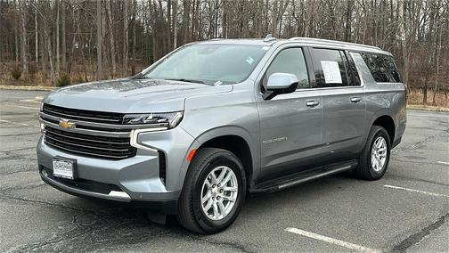 2023 Chevrolet Suburban LT