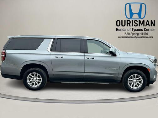 2023 Chevrolet Suburban LT