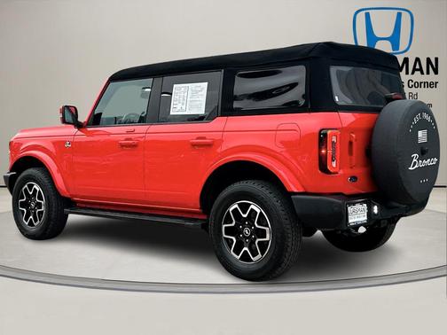 2023 Ford Bronco Outer Banks