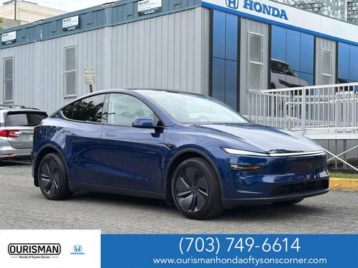 Deep Blue Metallic 2026 Tesla Model Y Rear-Wheel Drive