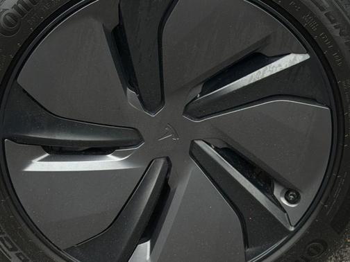 Deep Blue Metallic 2026 Tesla Model Y Rear-Wheel Drive