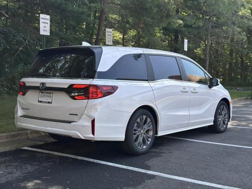 2025 Honda Odyssey Touring