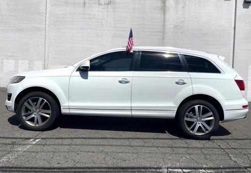 Glacier White Metallic 2014 Audi Q7 3.0T Premium Plus