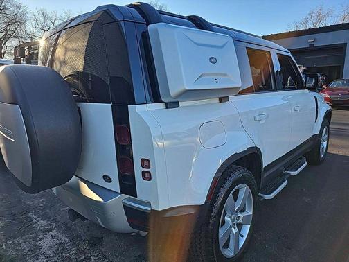 2021 Land Rover Defender 110 S