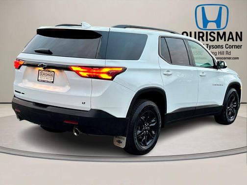 2022 Chevrolet Traverse LT Cloth
