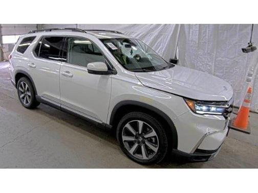 2023 Honda Pilot Touring 8-Passenger