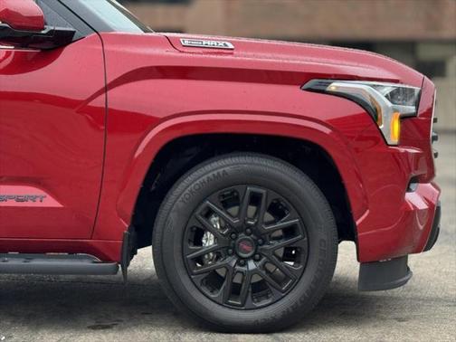2024 Toyota Sequoia SR5