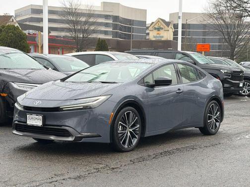 2024 Toyota Prius XLE