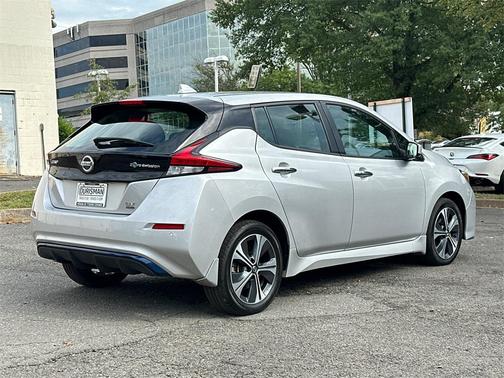 2022 Nissan Leaf SV PLUS 62 kWh