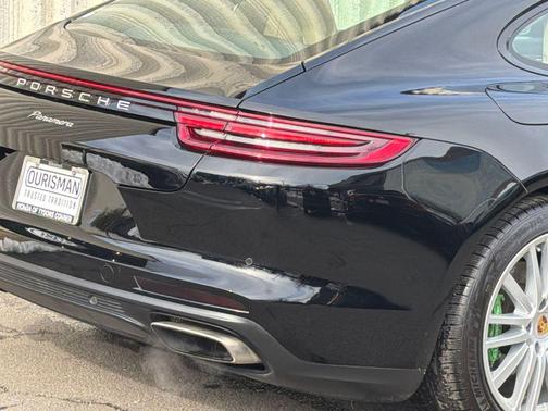 2018 Porsche Panamera 4