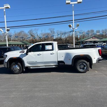 Summit White 2024 GMC Sierra 3500 SLE