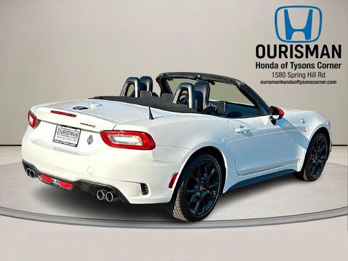 2019 FIAT 124 Spider Base