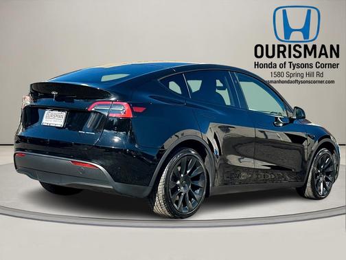 2023 Tesla Model Y Long Range Dual Motor All-Wheel Drive