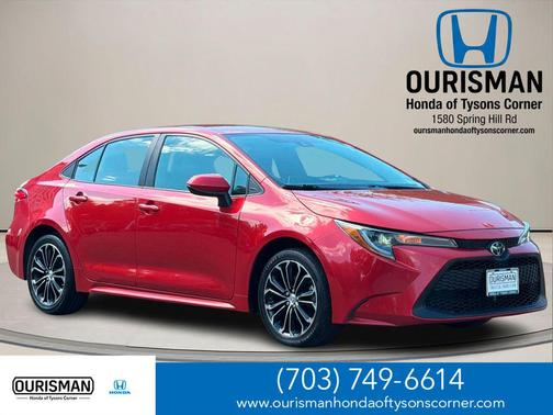 Barcelona Red Metallic 2020 Toyota Corolla LE