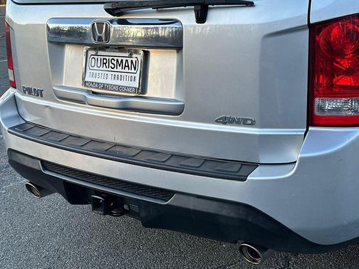 Alabaster Silver Metallic 2013 Honda Pilot EX-L