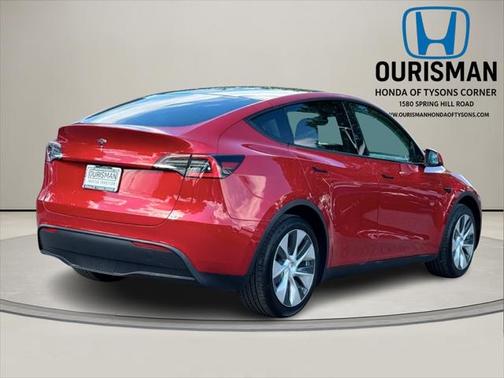 2021 Tesla Model Y Standard Range Rear-Wheel Drive