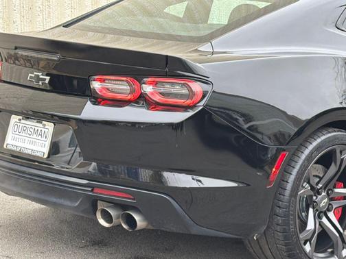 Black 2022 Chevrolet Camaro 1SS