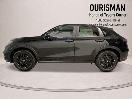 Crystal Black Pearl 2027 Honda HR-V Sport