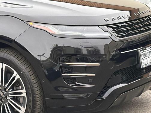 Santorini Black Metallic 2024 Land Rover Range Rover Evoque Dynamic SE