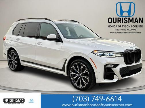 2021 BMW X7 M50i