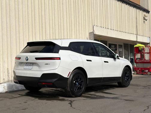 2024 BMW iX xDrive50