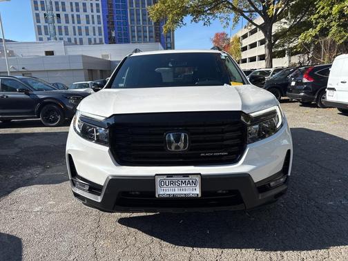 2025 Honda Passport AWD Black
