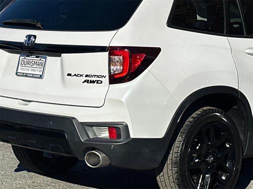 2025 Honda Passport AWD Black