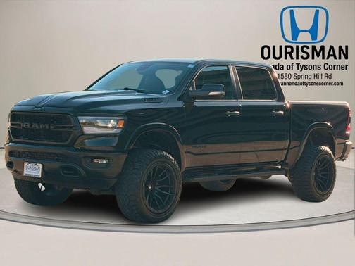 Diamond Black Crystal Pearlcoat 2020 RAM 1500 Big Horn/Lone Star