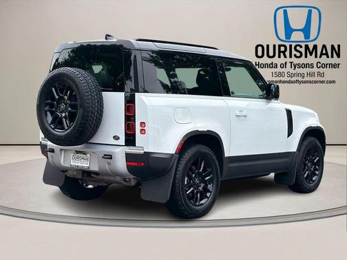 Fuji White 2023 Land Rover Defender 90 S