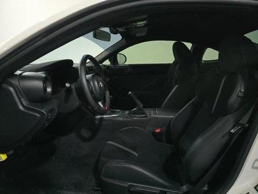 2024 Toyota GR86 Premium