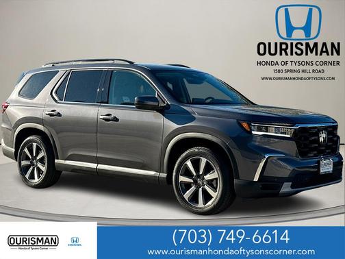 2025 Honda Pilot Touring 8-Passenger