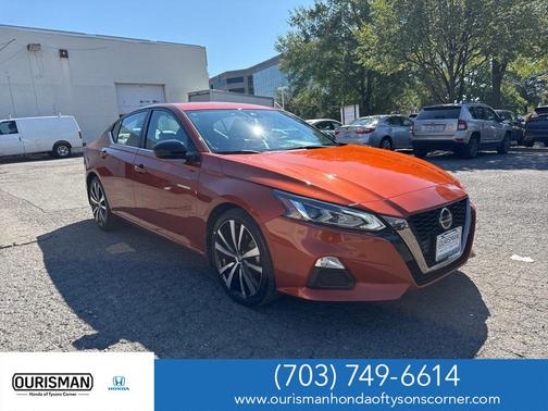2021 Nissan Altima SR FWD