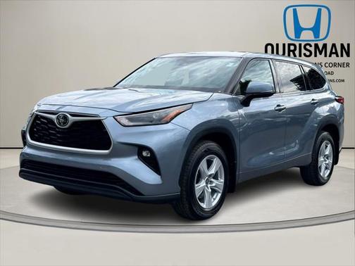 2022 Toyota Highlander LE