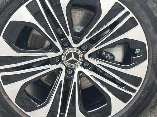 Polar White 2025 Mercedes-Benz E-Class E 350