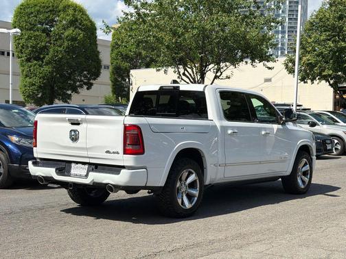 Bright White Clearcoat 2021 RAM 1500 Limited