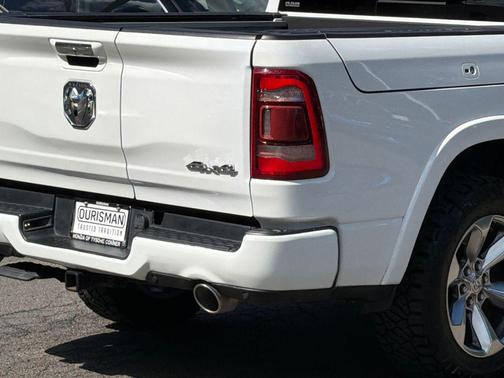 Bright White Clearcoat 2021 RAM 1500 Limited