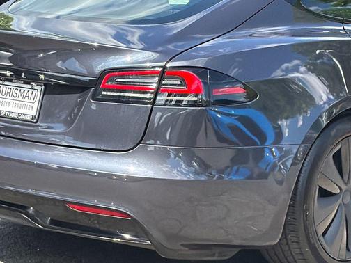 Stealth Gray 2024 Tesla Model S Long Range